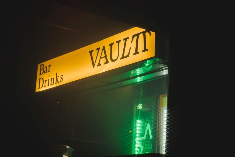 Vaultt Club inaugura nova casa noturna em Porto Alegre com proposta voltada ao público 30+