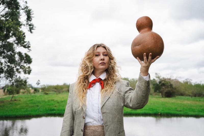 Sul-Realismo: Clarissa Ferreira estreia espetáculo em Porto Alegre com Vitor Ramil, Emily Borghetti e grandes convidados