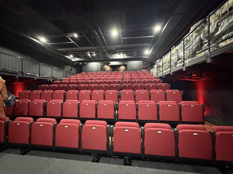 Novo Teatro Bancários RS abre em setembro para 330 pessoas com Vítor Ramil, Paulo Betti e Murga Agarrate Catalina na programação