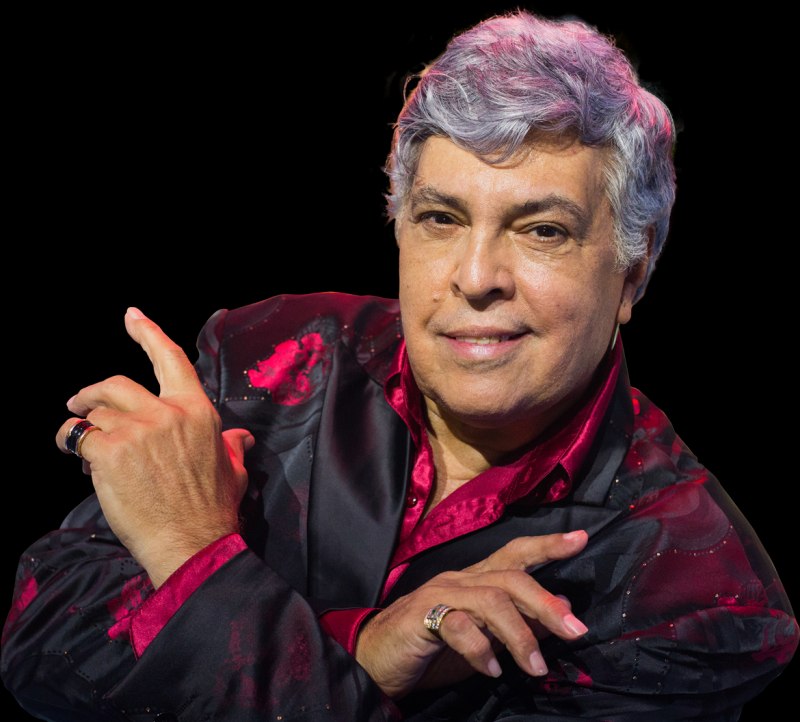 Sidney Magal celebra 50 anos de carreira com seus maiores sucessos no Auditório Araújo Vianna em Porto Alegre