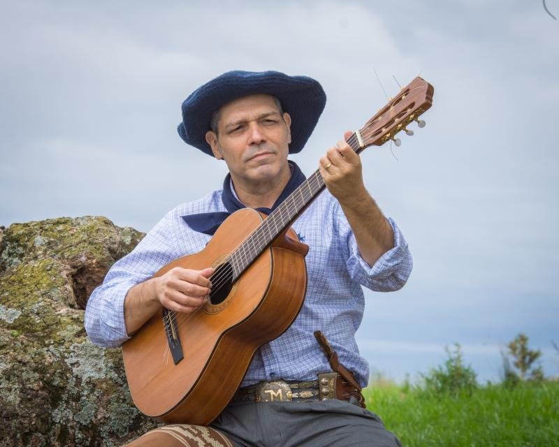 Piquete El Topador celebra o Dia do Gaúcho com Joca Martins, fogo de chão e cultura missioneira em Porto Alegre
