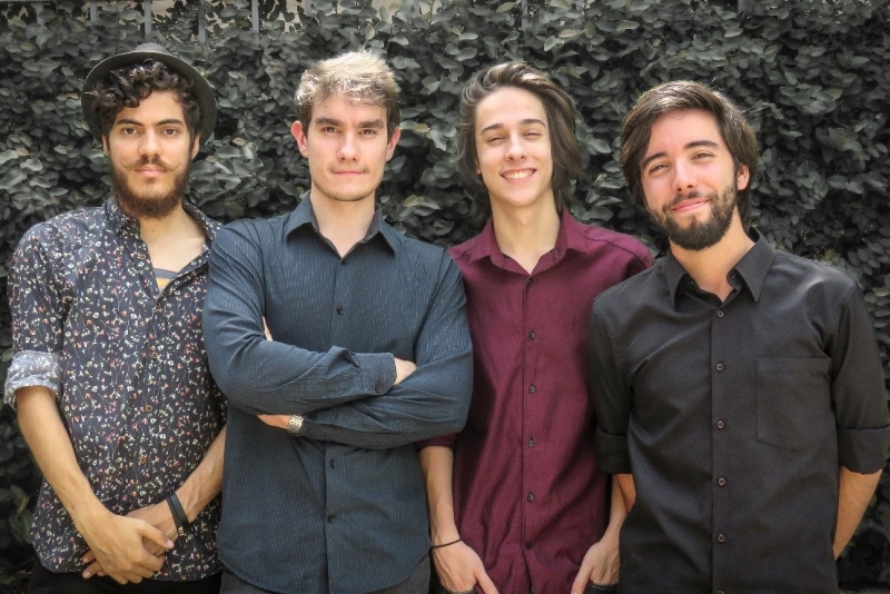 Quinzê se apresenta neste sábado no London Pub em Porto Alegre