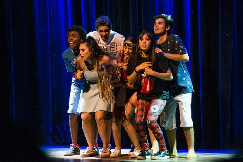 Adolescer completa 16 anos em cartaz em maio com apresentação no Teatro AMRIGS 