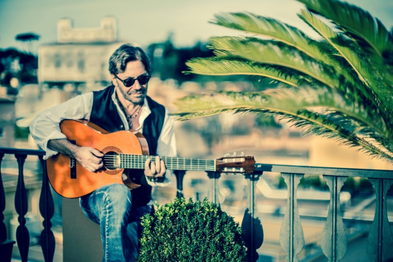 Guitarrista de Latin jazz fusion, Al Di Meola,  anuncia turnê pela América do Sul