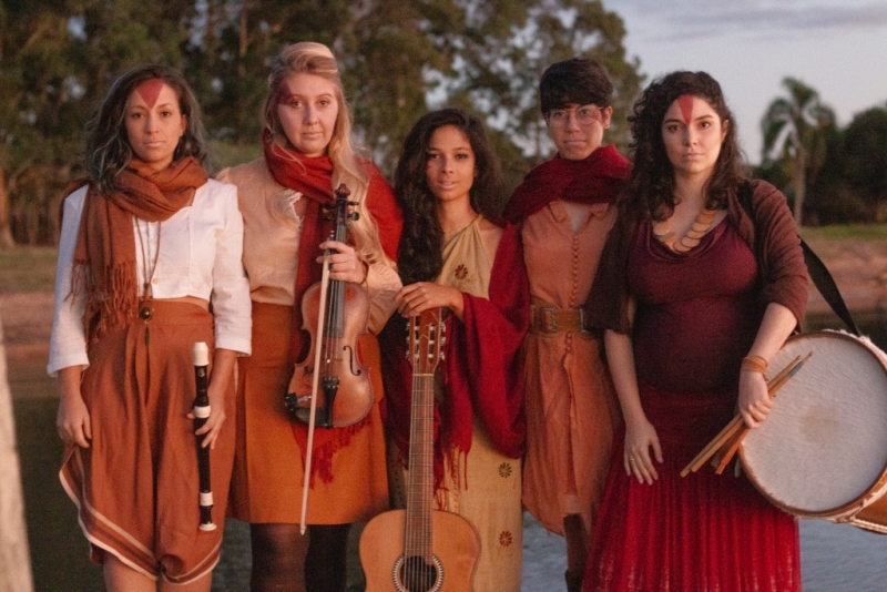 'As Tubas apresentam Mugido' na Sala Álvaro Moreyra nos dias 25 e 26 de maio