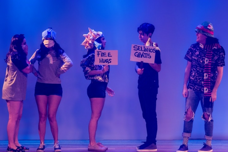 Espetáculo Adolescer tem sessão comemorativa nas férias de julho 