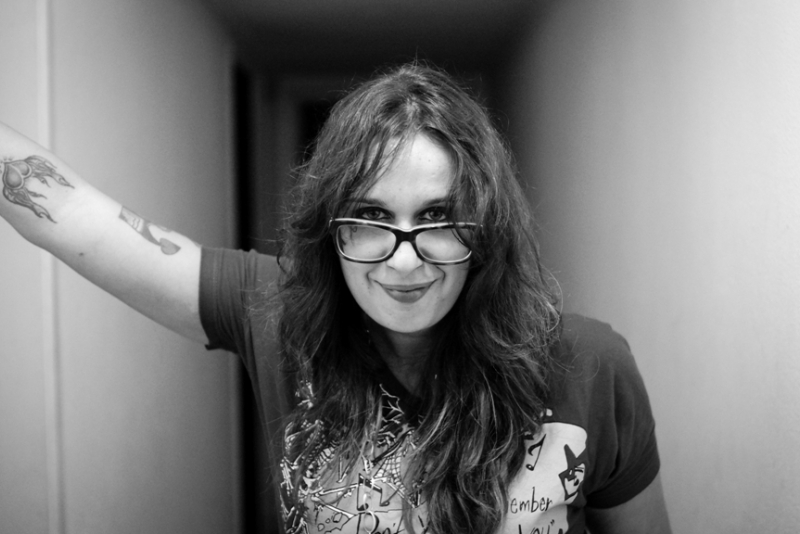 Tributo a Amy Winehouse acontece nesta quinta-feira no Royal Black Pub da Dado Bier