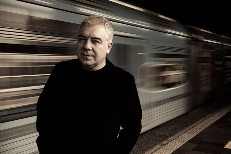 Nei Lisboa apresenta o show 'A Utilidade das Palavras' em Porto Alegre e Novo Hamburgo