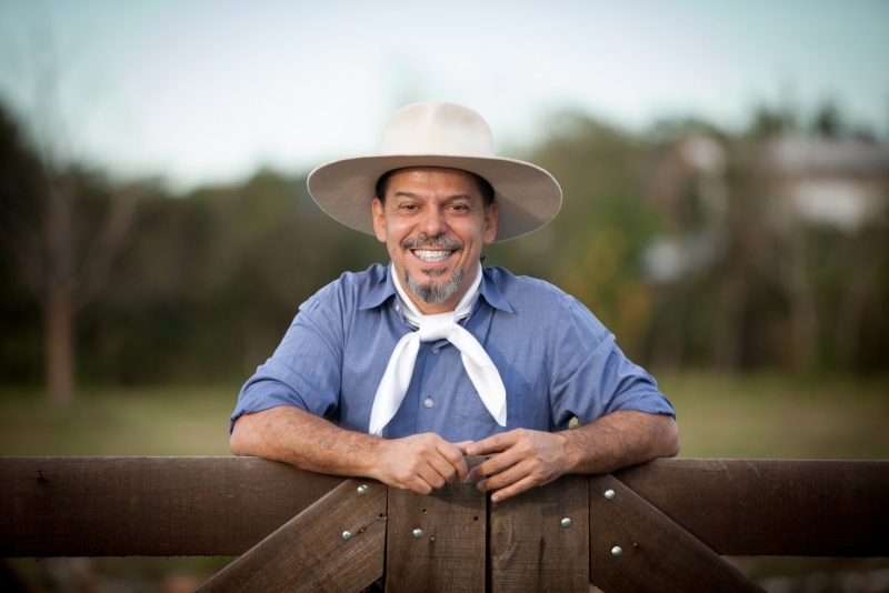 Casa Expandida tem uruguaia Chabela Ramírez e show inédito de Neto Fagundes