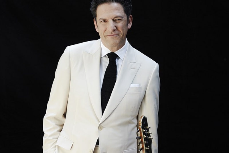 John Pizzarelli se apresenta em Porto Alegre cantando Paul McCartney - Dia 09 de junho