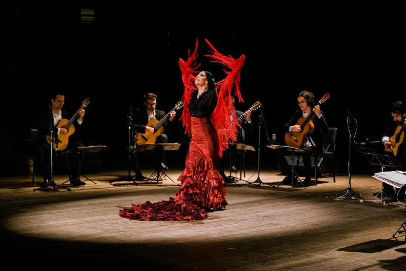 Concerto cênico Carmen & os Violões