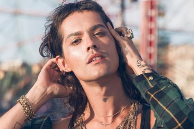 Filipe Catto apresenta na capital o espetáculo 'Vênus Unplugged' no Theatro São Pedro