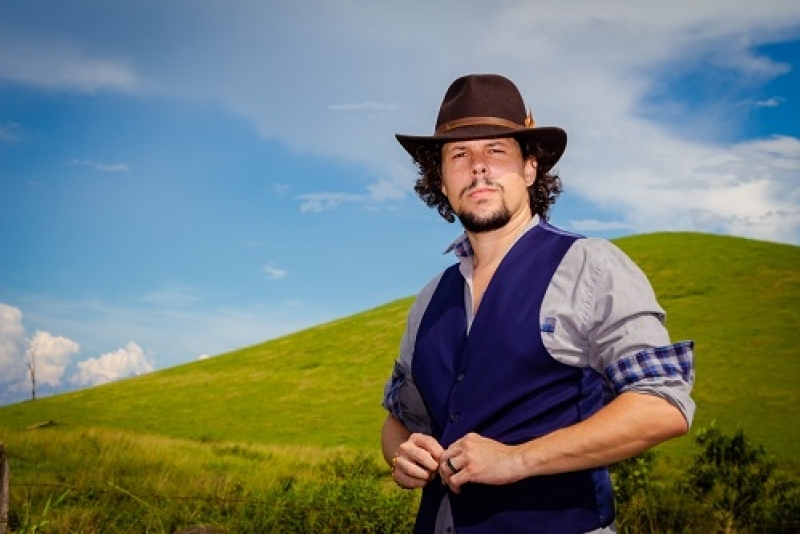 Guilherme Schwab lança álbum Tempos dos Sonhos em live na próxima terça-feira (30)