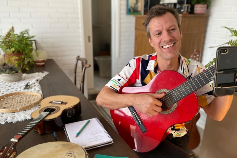 Eduardo Pitta comemora Dia do Orgasmo em Live nesta sexta, 31 de julho