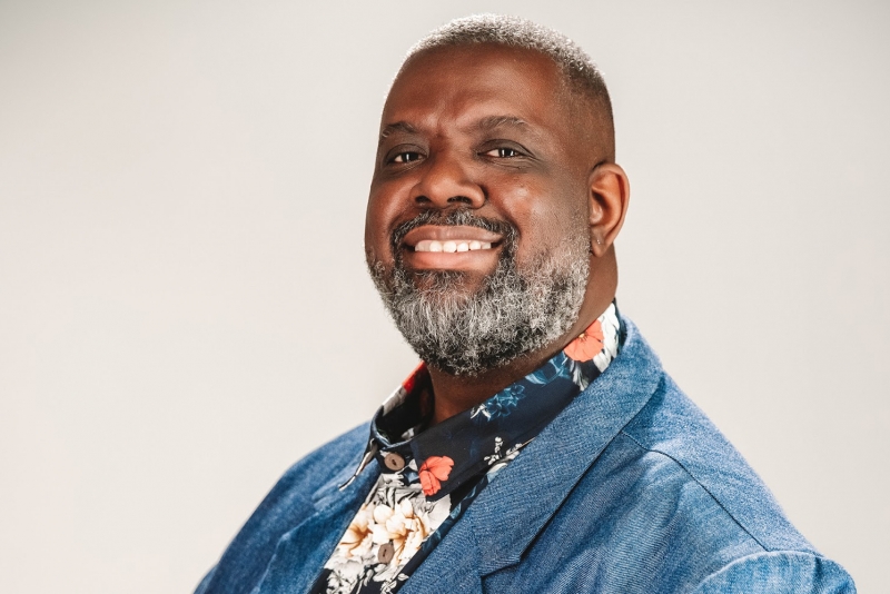 Péricles canta o amor em nova faixa 'Tô Achando Que é Amor'