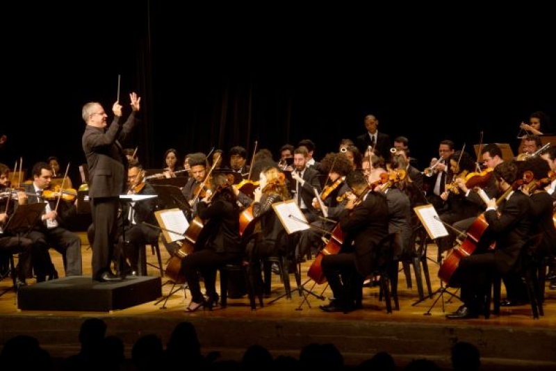  Orquestra Sinfônica Heliópolis volta aos palcos ao lado da cantora Paula Lima no MASP