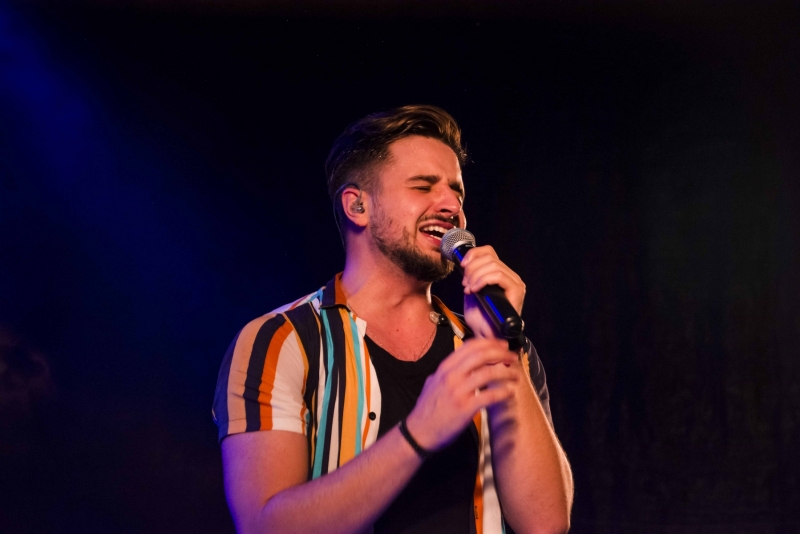 Guilherme Mecca apresenta live diretamente de Gramado no dia 19 de setembro