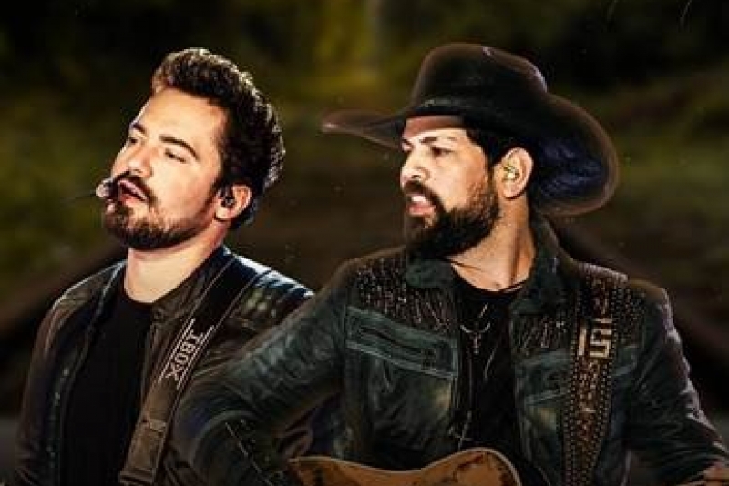 Fernando e Sorocaba anunciam live em estação ferroviária 