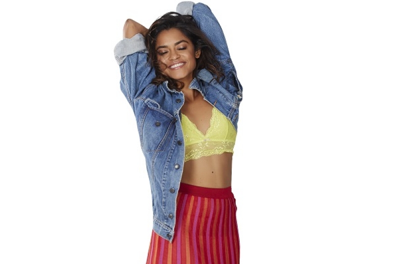 A atriz e cantora Lucy Alves é a convidada deste sábado do Festival #CulturaEmCasa