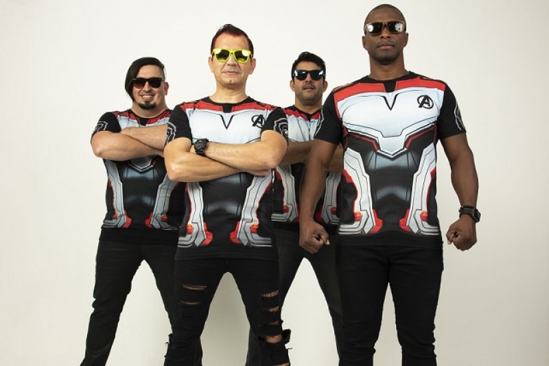 Loose Tanos faz live de lançamento do single e videoclipe da música 'Mundo Virtual'