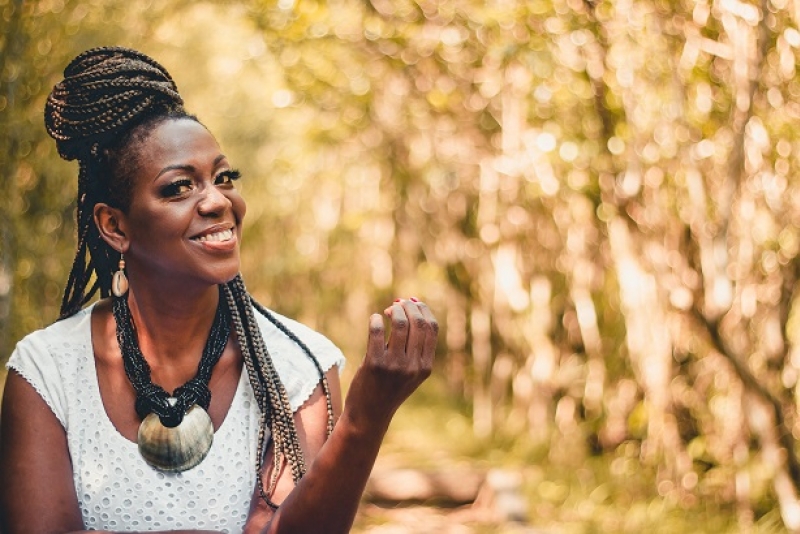 Glau Barros apresenta nesta quinta-feira a live 'CarnaGlau'