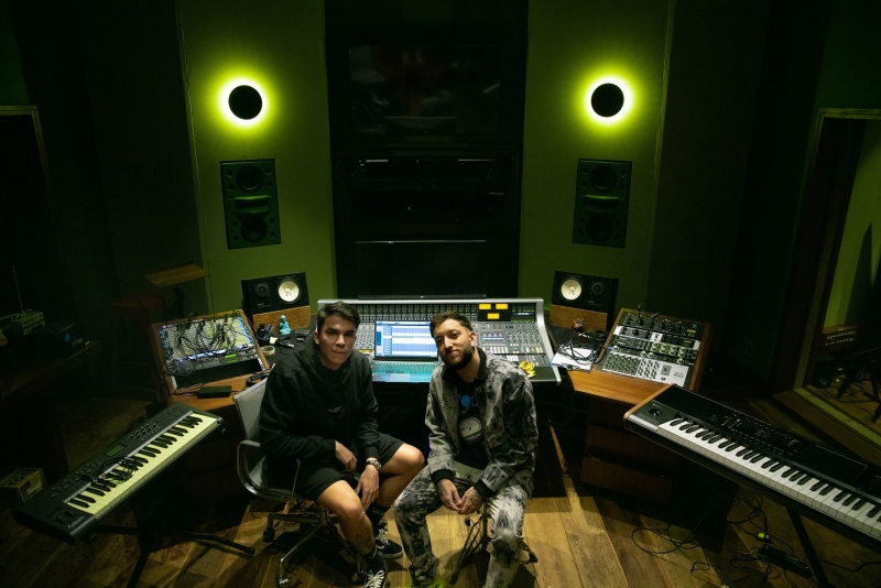SEST e KVSH lançam juntos o single 'Um Lugar', pela Sony Music