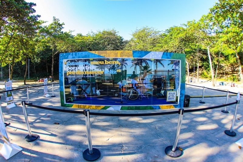 Rock Brasil - 40 anos' dá a largada no Rio de Janeiro com ação visual e interativa.