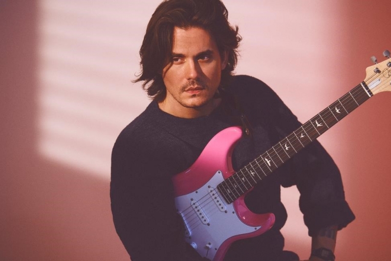 John Mayer lança novo álbum 'Sob Rock', e videoclipe da faixa 'Shot in The Dark'