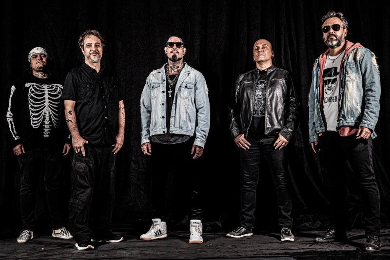 Detonautas lança o 'Álbum Laranja', com três faixas inéditas 