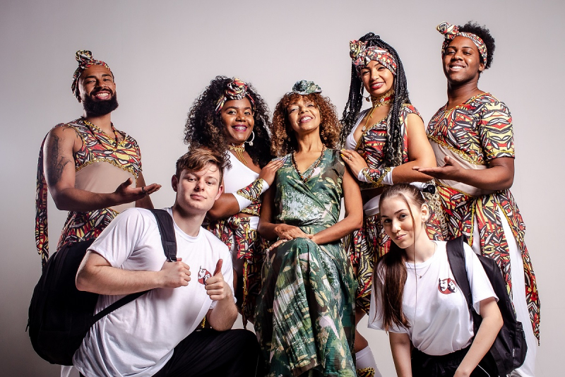 Peça teatral ''Negra, Sim!'' estreia neste fim de semana em Gravataí 