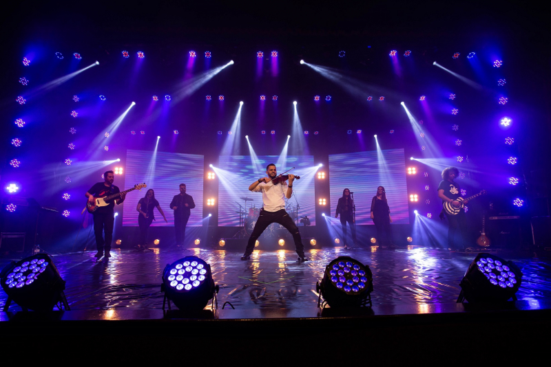 Hard Rock Cafe Gramado apresenta neste sábado show do violinista Simão Wolf