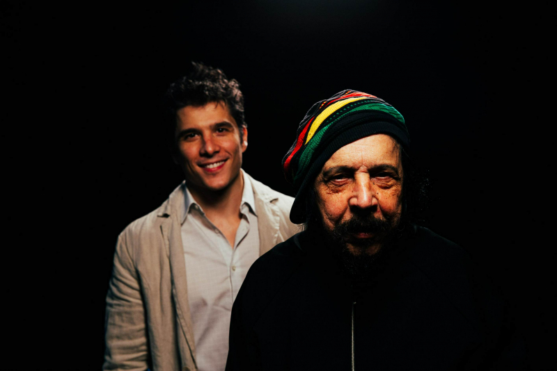 Rodrigo Vellozo e Benito di Paula sem apresentam em Porto Alegrem em dezembro 