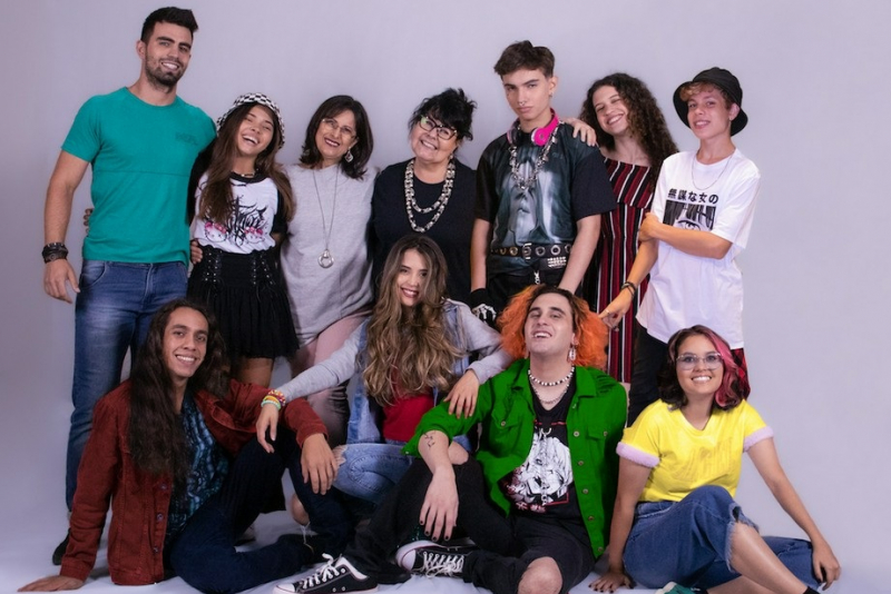 Adolescer comemora 20 anos com estreia de nova temporada em Porto Alegre