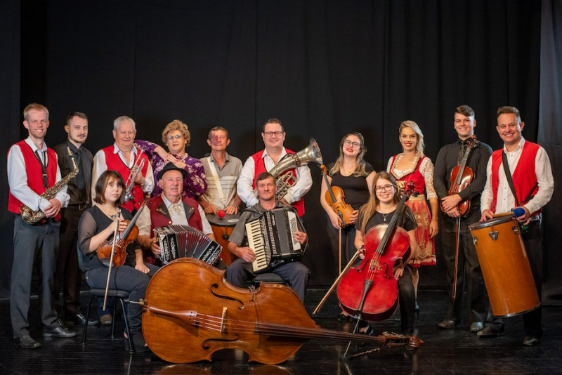 Espetáculo ''Simplesmente Herta - Memórias e Histórias'' estreia em Porto Alegre