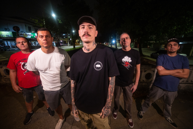 Banda santista Garage Fuzz toca em Porto Alegre neste domingo