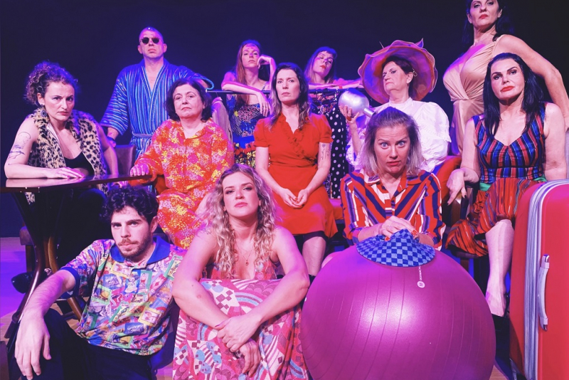 Peça ''Diálogos Rasgados'' em cartaz neste fim de semana na Casa de Espetáculos