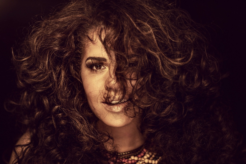 Milton, Chico e Caetano serão homenageados por Anaadi no Palco Bell'Anima