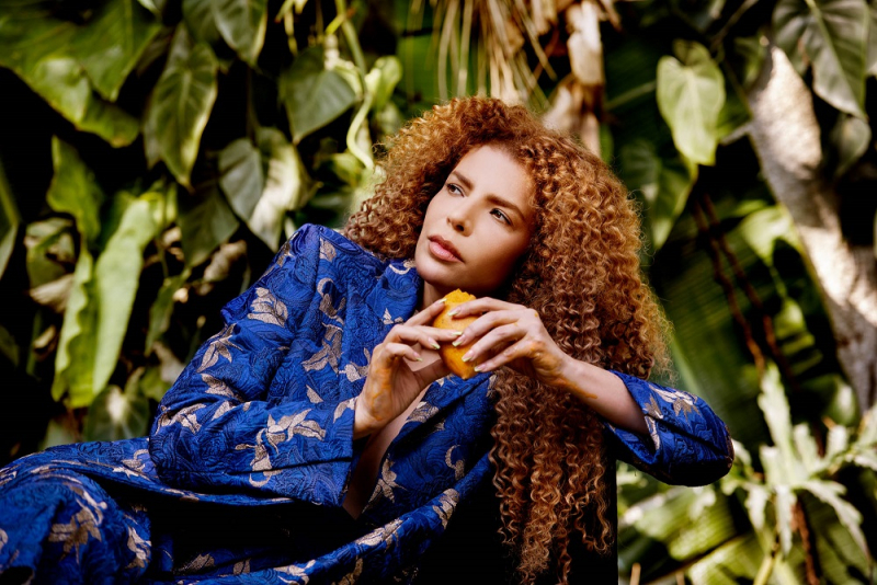 Vanessa da Mata retorna a Porto Alegre com show de celebração aos 20 anos de carreira