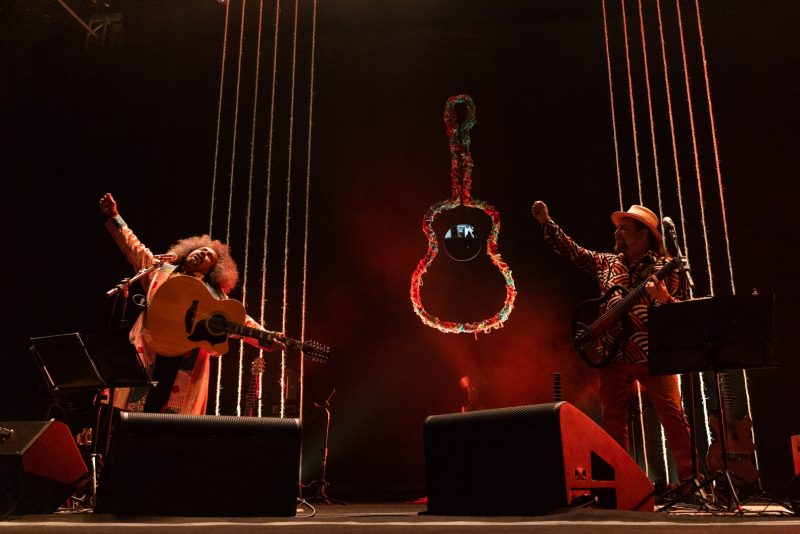 ''Violivoz'', show que une Chico César e Geraldo Azevedo, chega a Porto Alegre em maio