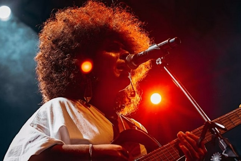 Josyara faz show gratuito em Porto Alegre nesta sexta-feira, 24