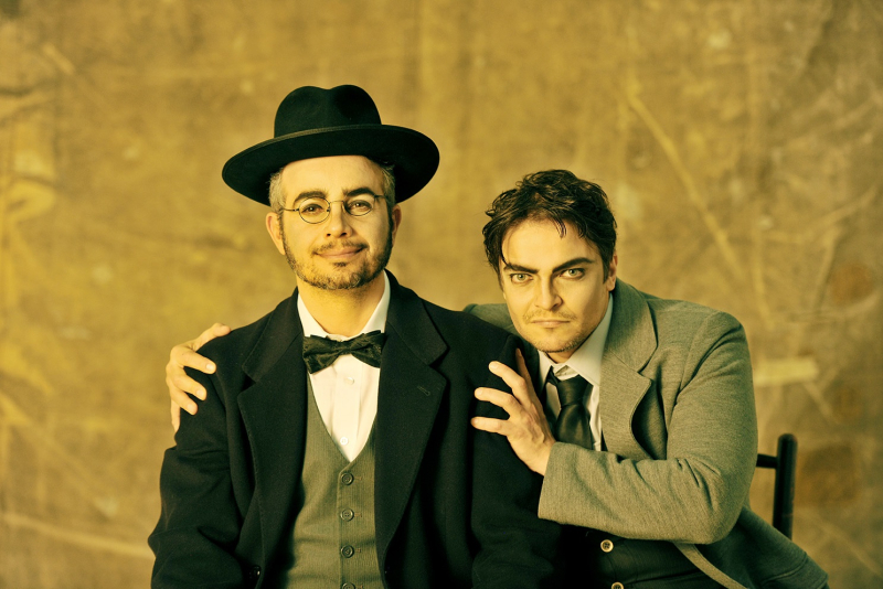 'Um Beijo em Franz Kafka' com Mauricio Machado e Anderson di Rizzi no Theatro São Pedro