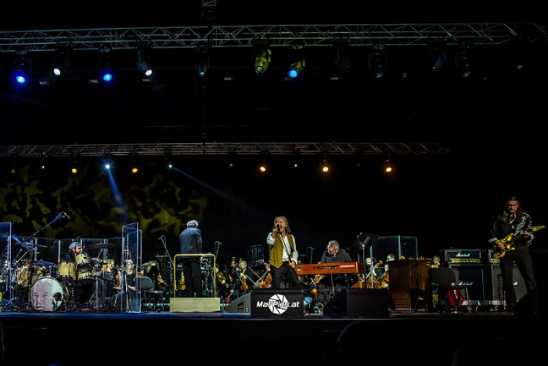 Bruce Dickinson apresenta tributo a Jon Lord e Deep Purple nesta terça no Araújo Vianna