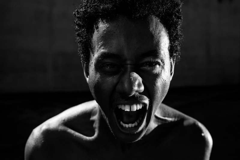 Circuito Palco Giratório do Sesc circula pelo interior do RS com a peça 'Cuidado com Neguin'