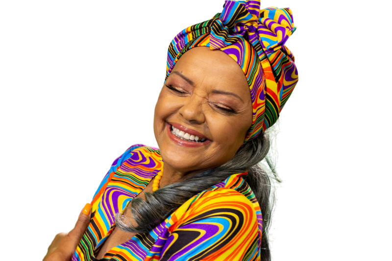 Sarau Especial com a cantora Loma homenageia os 165 anos do Theatro São Pedro