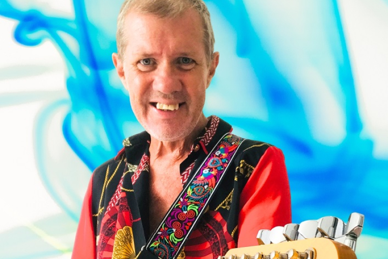 Dia Mundial do Rock com Wander Wildner e banda, dia 13 de julho, no Theatro Fuga