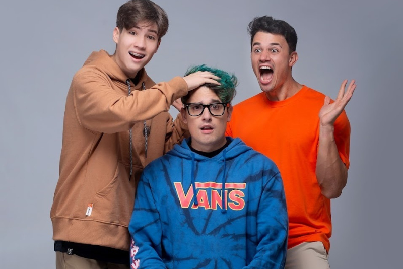 Erick Clepton apresenta seu 'Show Estranho' no Teatro da AMRIGS em outubro