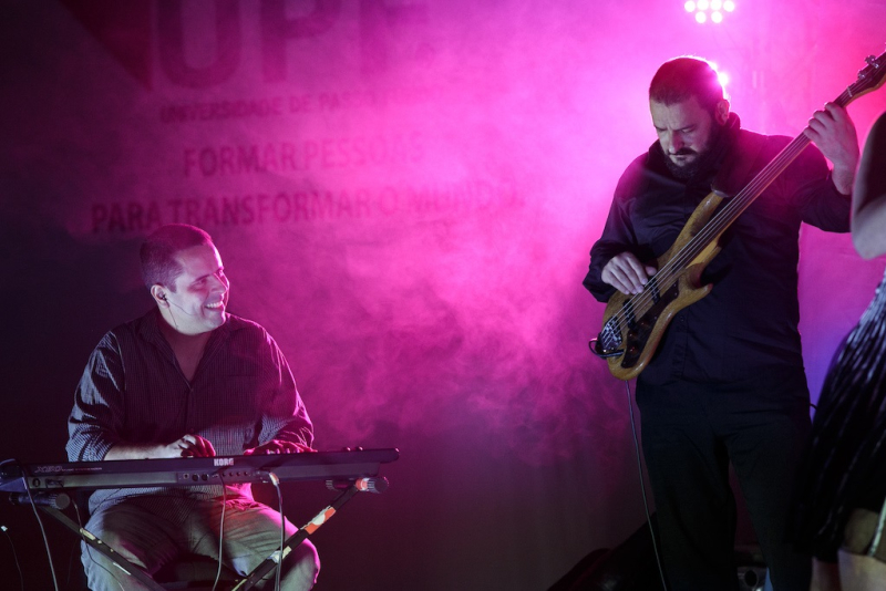 Preview para o Poa Jazz Festival terá show gratuito do Café Trio no Instituto Ling