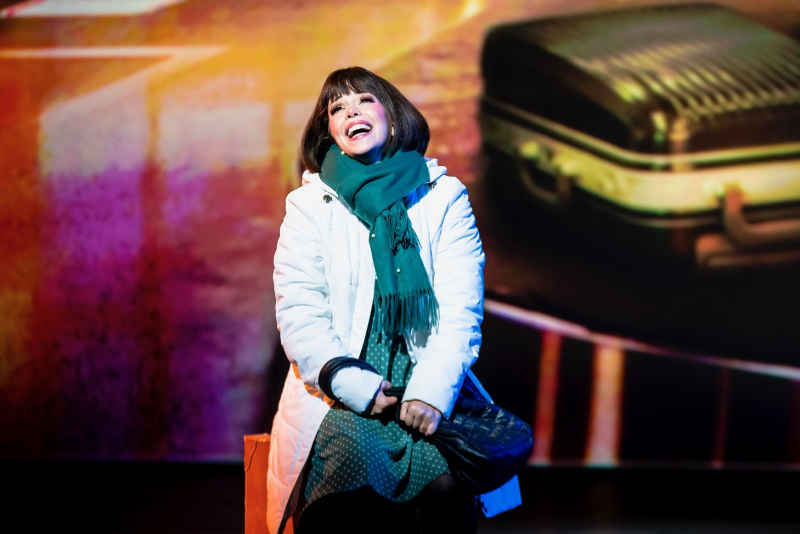 Comédia musical 'Uma Noite na Broadway' chega a Porto Alegre em curta temporada 