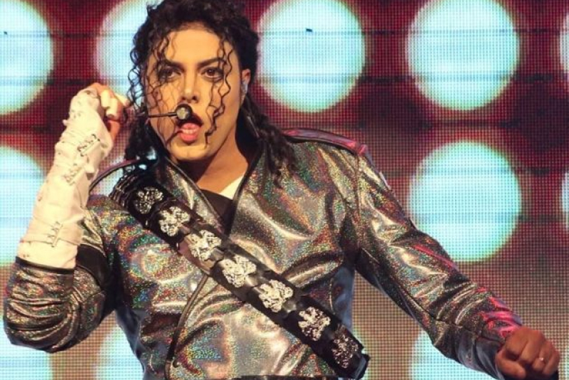 'Tributo ao Rei do Pop' com Rodrigo Teaser chega a Porto Alegre em novembro 