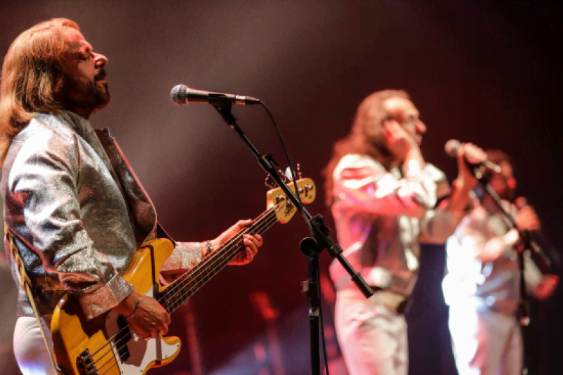 Espetáculo 'Uma Noite com os Bee Gees' chega em maio ao Auditório Araújo Vianna